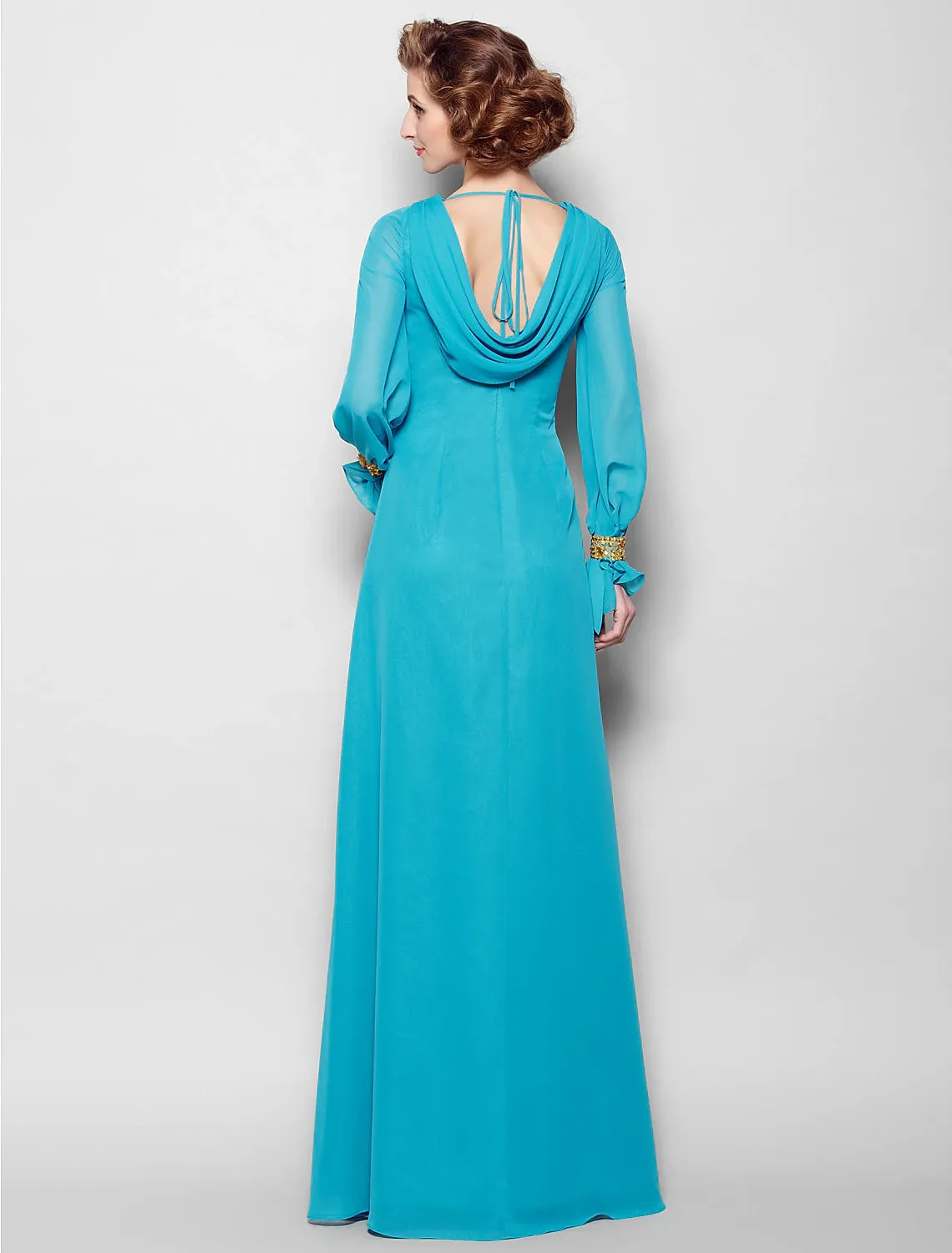 A-Line Mother of the Bride Dress Vintage Inspired Bateau Neck Floor Length Chiffon Long Sleeve No with Pleats