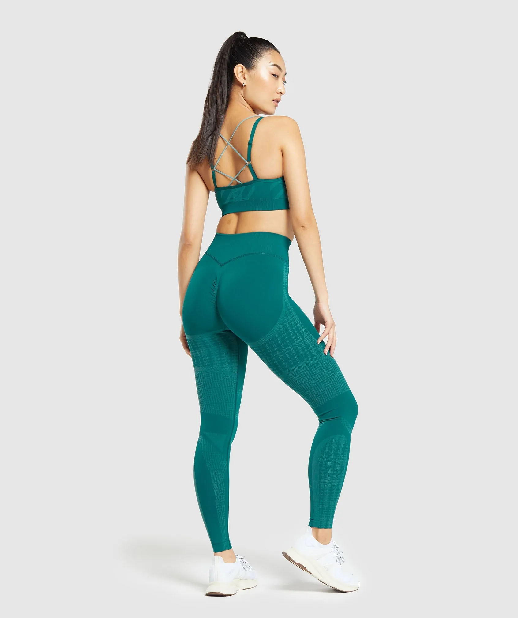 Gymshark Apex Limit Seamless Ruched Sports Bra - Deep Teal/Duck Egg Blue