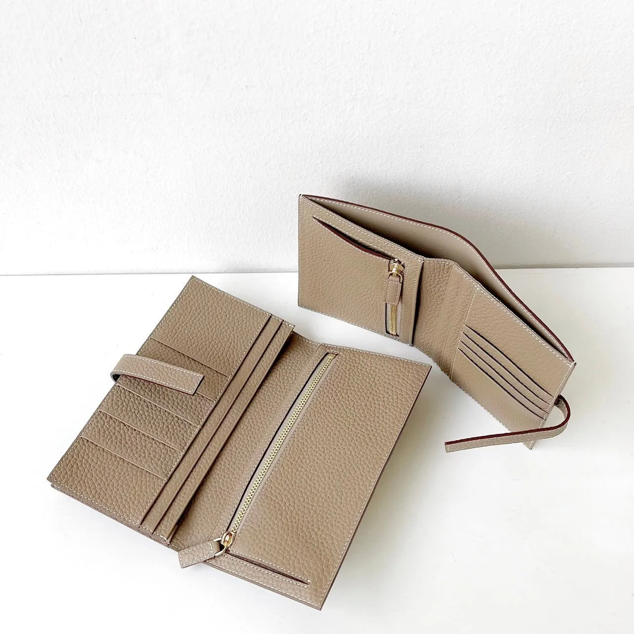 TIMELESS WALLET TOGO SHORT TAN TAUPE